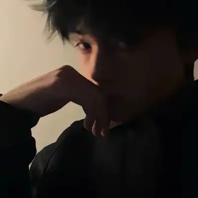 梁欣然